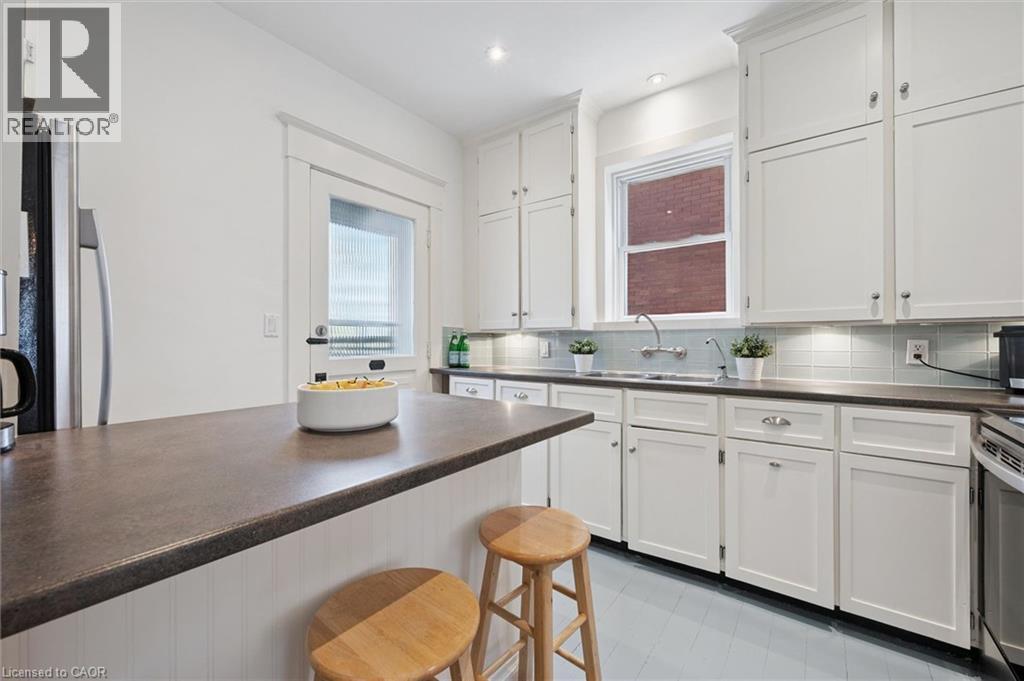 24 POWELL Street E, Guelph, Ontario, N1H1T8 — Photo 11