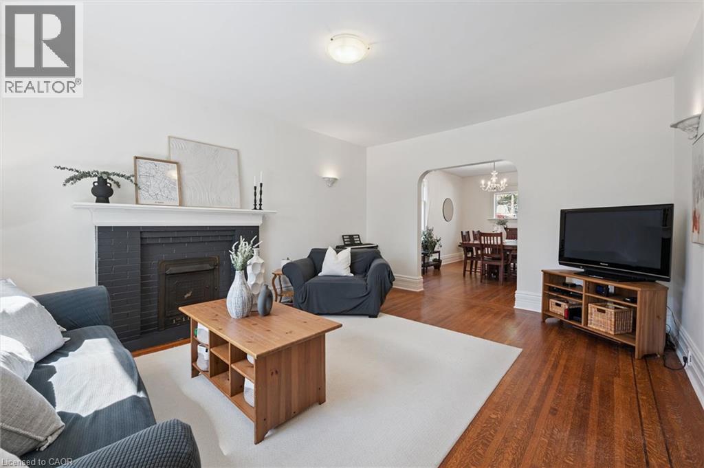 24 POWELL Street E, Guelph, Ontario, N1H1T8 — Photo 9