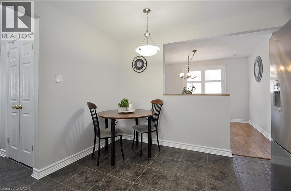 95 BARNICKE Drive, Cambridge, Ontario, N3C3M2 — Photo 12