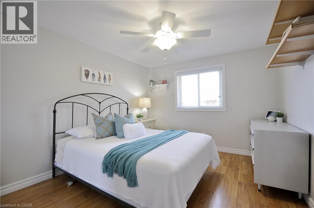95 BARNICKE Drive, Cambridge, Ontario, N3C3M2 — Photo 13