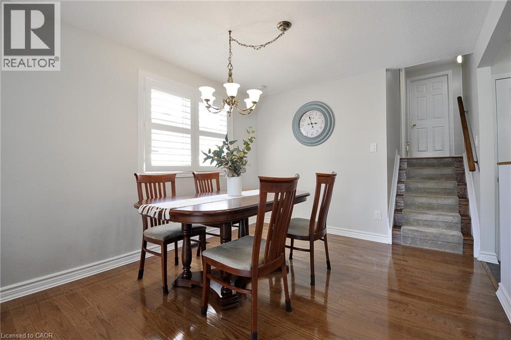 95 BARNICKE Drive, Cambridge, Ontario, N3C3M2 — Photo 6