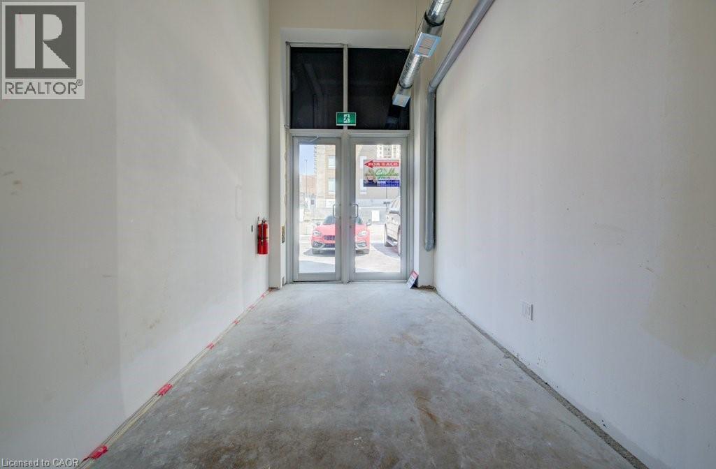 26 KING Street E, Kitchener, Ontario, N2G2K6 — Photo 3