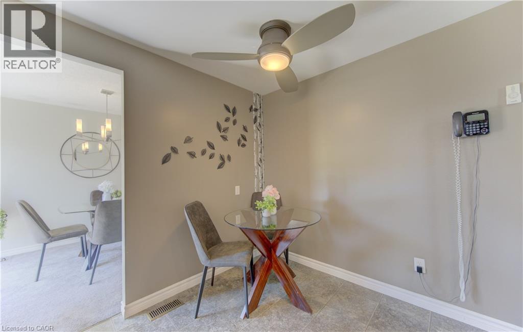 83 MANOR Drive, Kitchener, Ontario, N2A2T9 — Photo 18