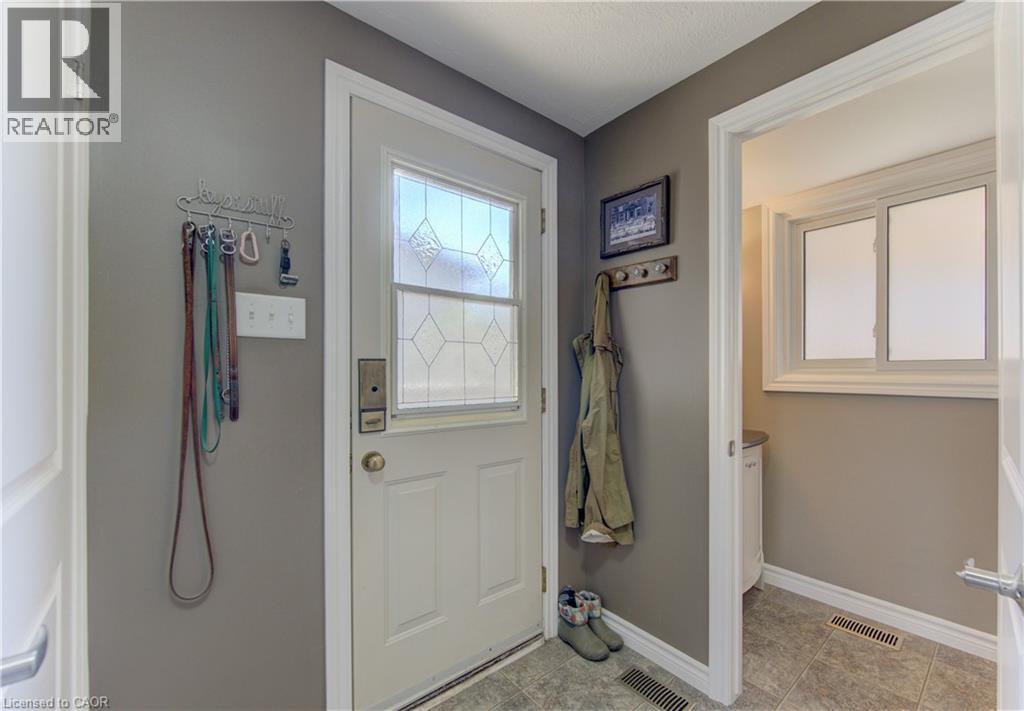 83 MANOR Drive, Kitchener, Ontario, N2A2T9 — Photo 19