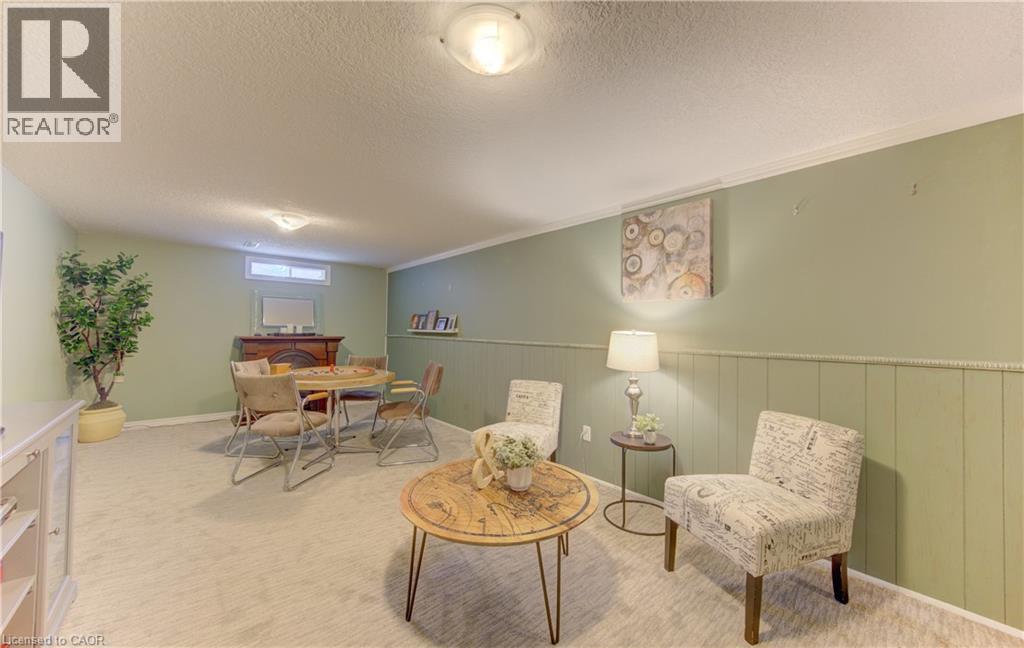 83 MANOR Drive, Kitchener, Ontario, N2A2T9 — Photo 32