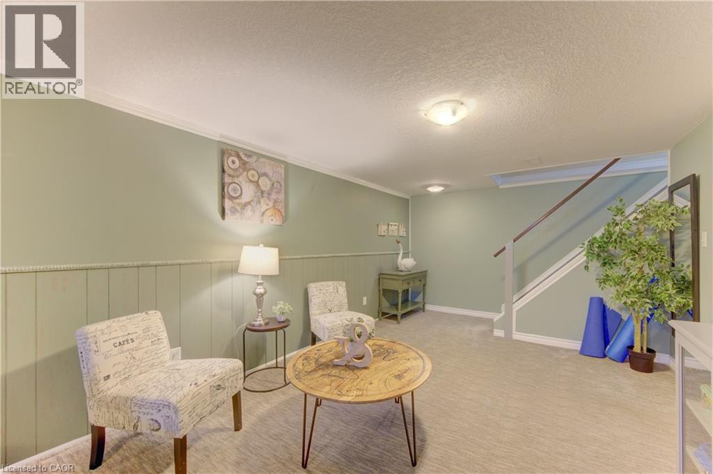 83 MANOR Drive, Kitchener, Ontario, N2A2T9 — Photo 34