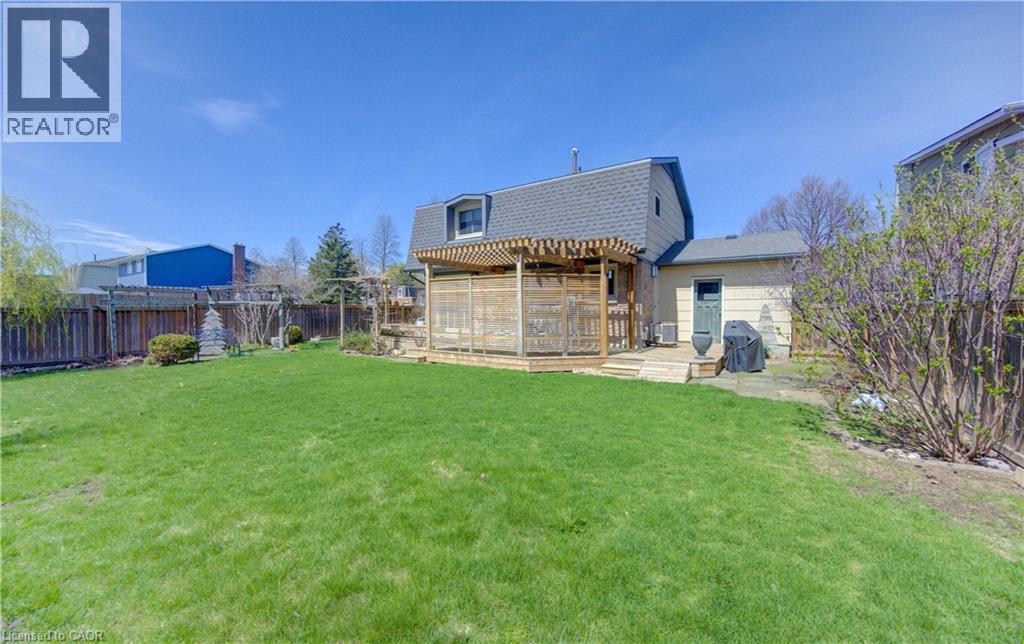 83 MANOR Drive, Kitchener, Ontario, N2A2T9 — Photo 39