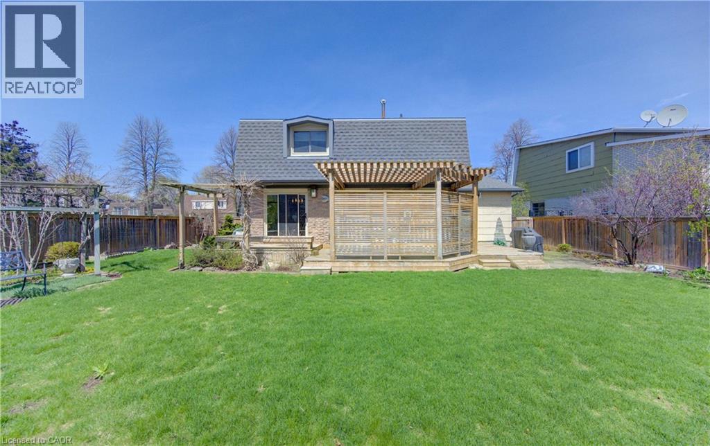 83 MANOR Drive, Kitchener, Ontario, N2A2T9 — Photo 40