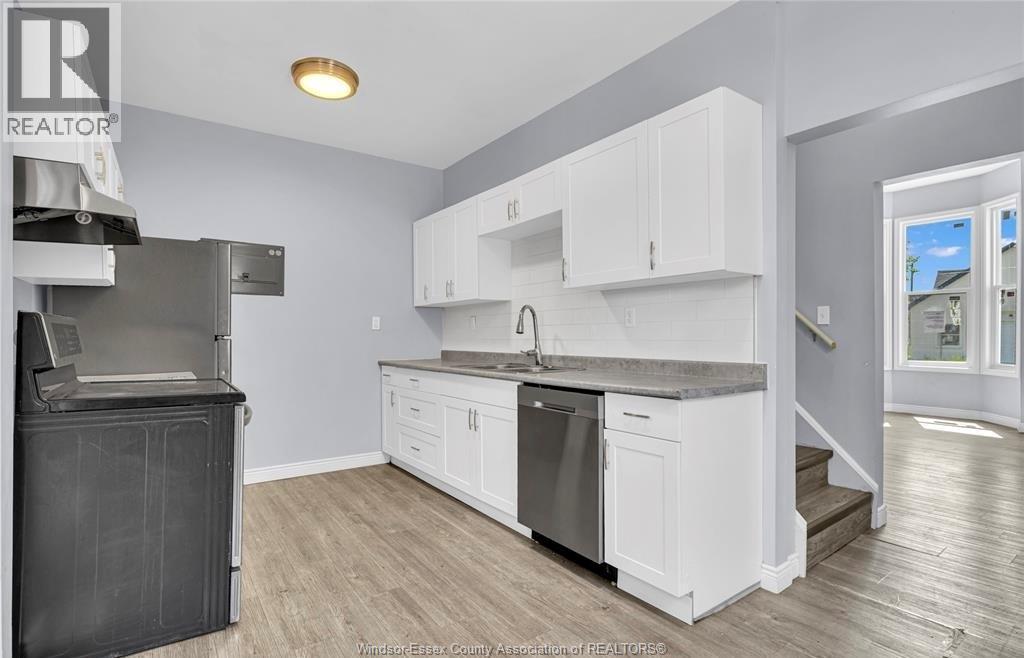 294 LOUIS AVENUE, Windsor, Ontario, N9A1W2 — Photo 3