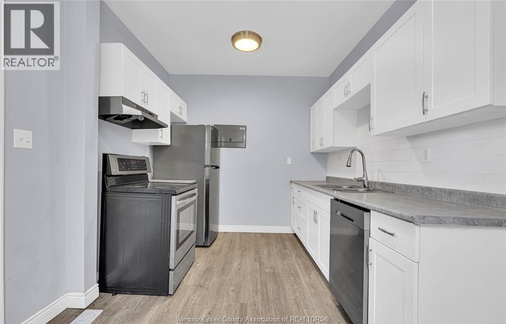 294 LOUIS AVENUE, Windsor, Ontario, N9A1W2 — Photo 4