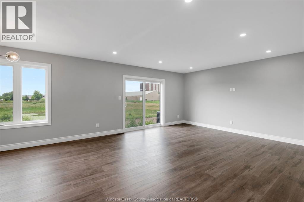 8 BETTY COURT, Chatham, Ontario, N7M0T9 — Photo 19