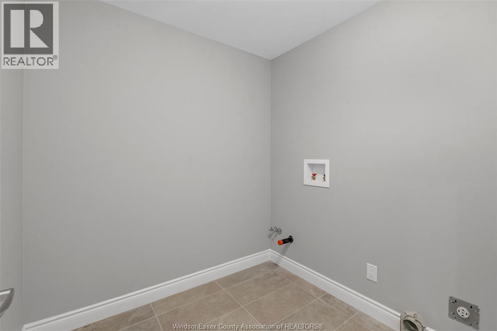 8 BETTY COURT, Chatham, Ontario, N7M0T9 — Photo 22