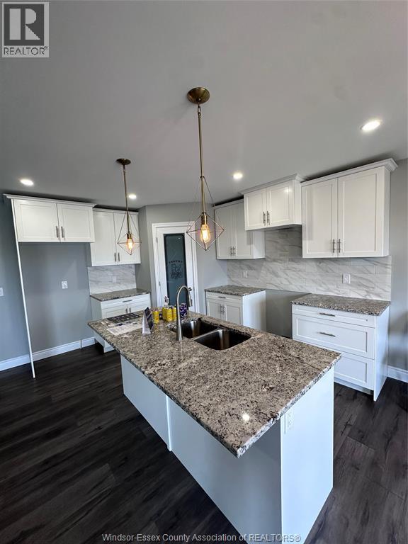 8 BETTY COURT, Chatham, Ontario, N7M0T9 — Photo 4