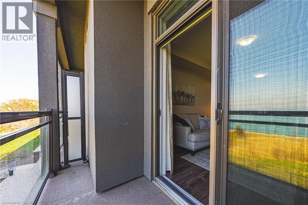 35 SOUTHSHORE Crescent Unit# 333, Stoney Creek, Ontario, L8E0J2 — Photo 17