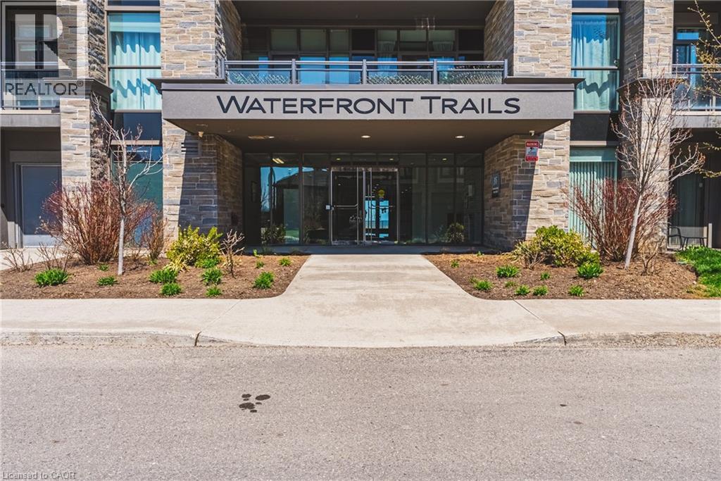 35 SOUTHSHORE Crescent Unit# 333, Stoney Creek, Ontario, L8E0J2 — Photo 2