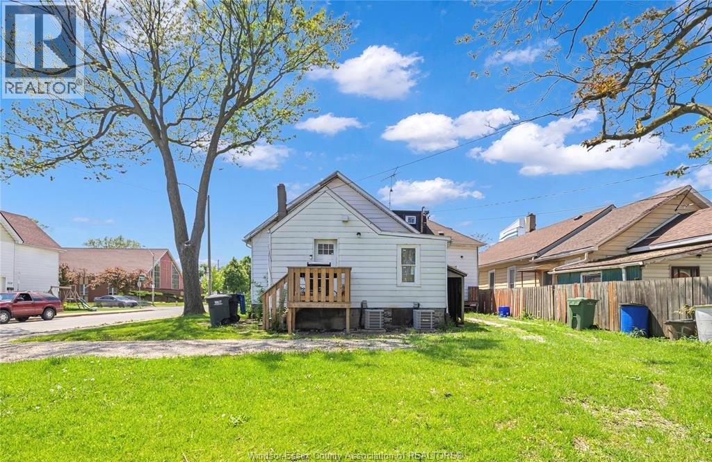 294 LOUIS AVENUE, Windsor, Ontario, N9A1W2 — Photo 22