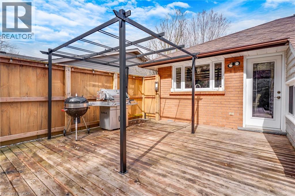 37 YELLOW BIRCH Drive, Kitchener, Ontario, N2N2M1 — Photo 10