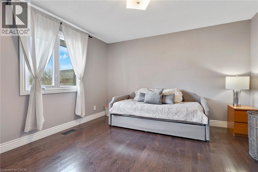 37 YELLOW BIRCH Drive, Kitchener, Ontario, N2N2M1 — Photo 40