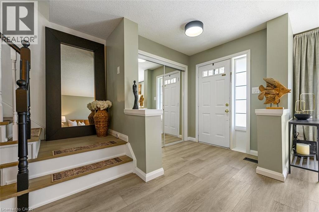 100 MANLEY Lane, Milton, Ontario, L9T5N9 — Photo 2