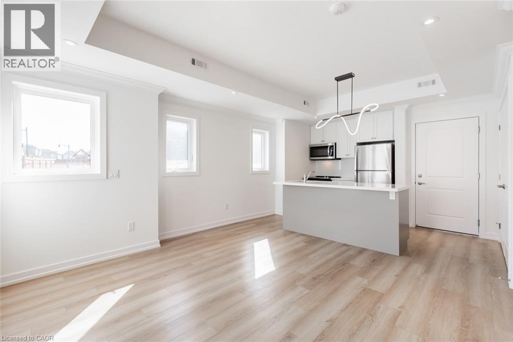 64 KENESKY Drive, Waterdown, Ontario, L8B2A9 — Photo 5