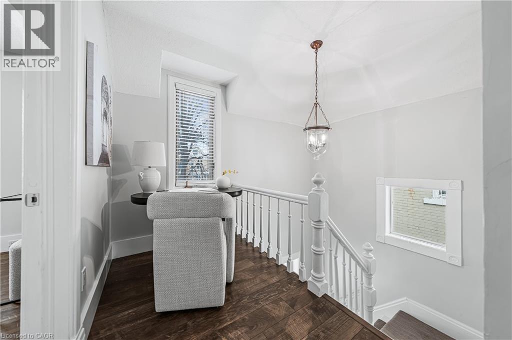 11 HEINS Avenue, Kitchener, Ontario, N2G1Z7 — Photo 26