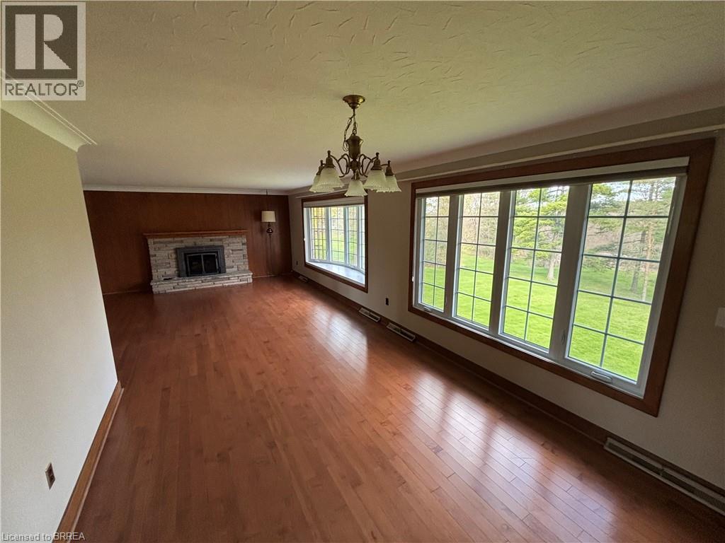 148 PLEASANT RIDGE Road, Brantford, Ontario, N3R0B8 — Photo 2