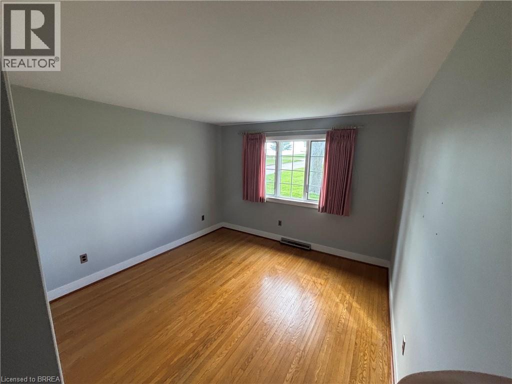148 PLEASANT RIDGE Road, Brantford, Ontario, N3R0B8 — Photo 9