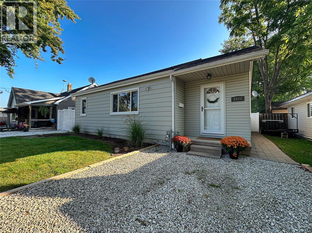 2970 CLEMENCEAU, Windsor, Ontario, N8T2R1 — Photo 3
