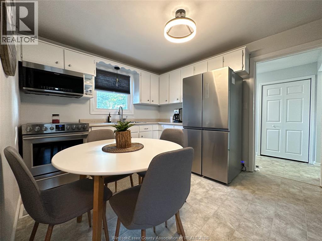 2970 CLEMENCEAU, Windsor, Ontario, N8T2R1 — Photo 9