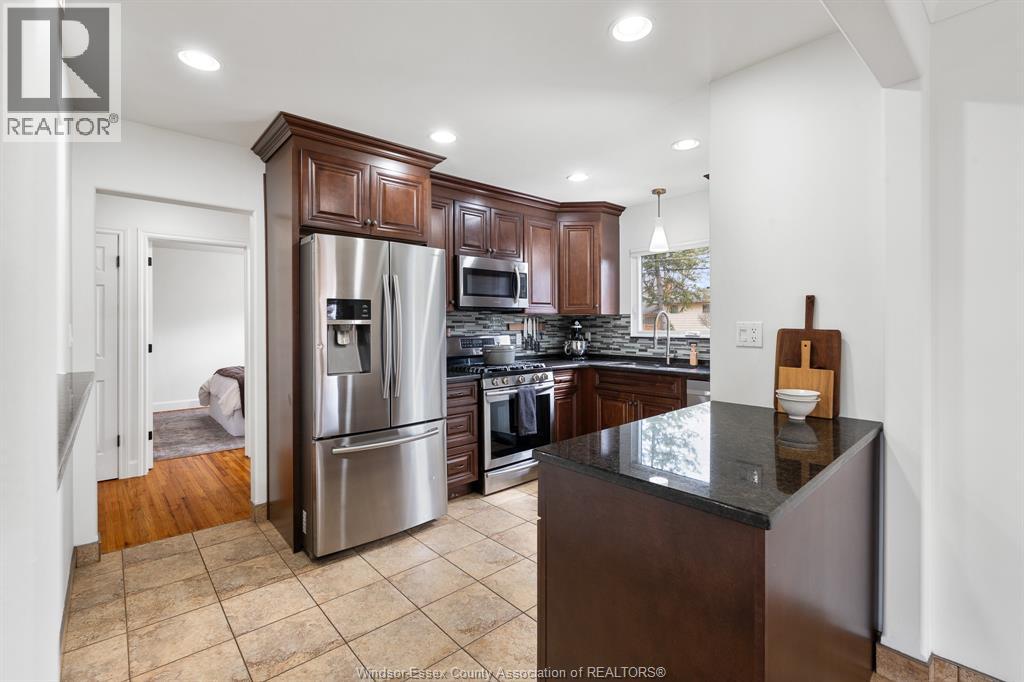 735 Lounsborough, Windsor, Ontario, N9G1G1 — Photo 19