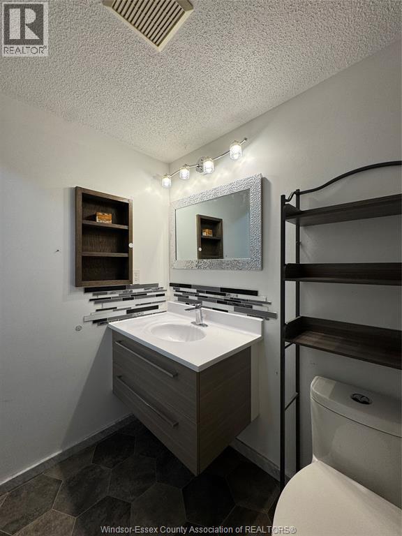 2922 RIVARD Unit# 318, Windsor, Ontario, N8T3N9 — Photo 17
