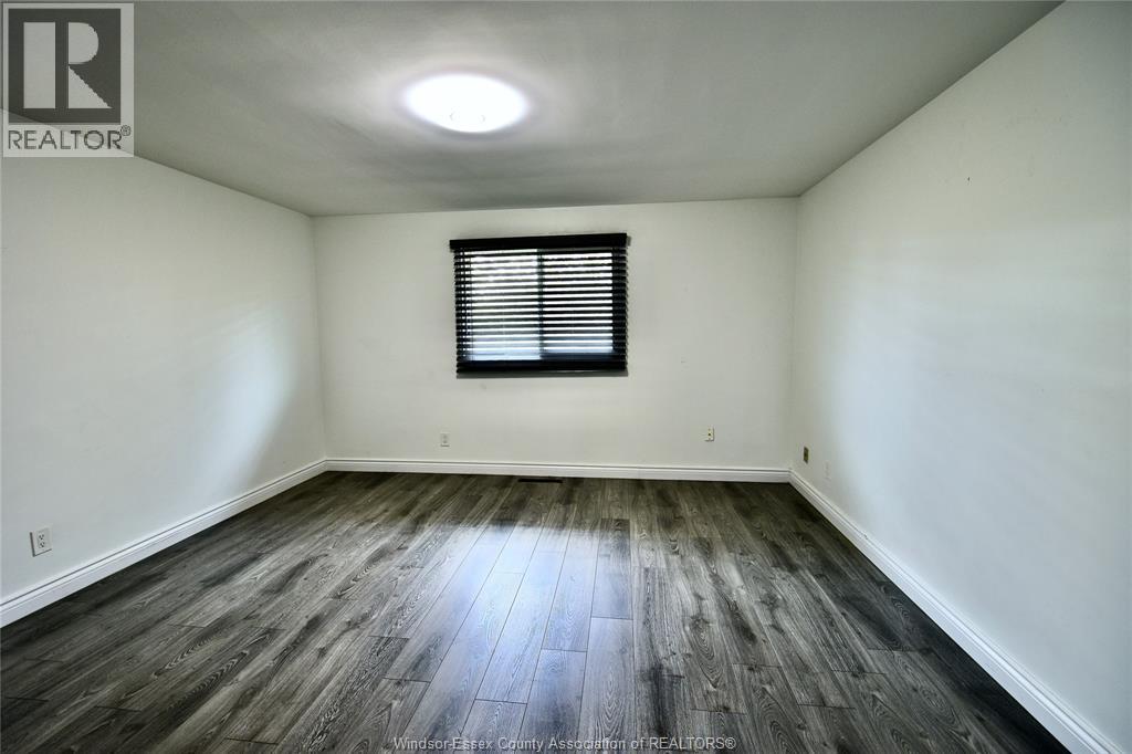 1616 RANKIN Unit# MAIN, Windsor, Ontario, N9B2S8 — Photo 13