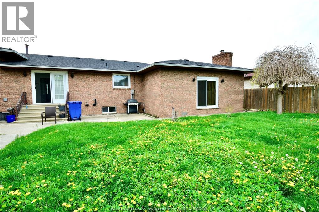 1616 RANKIN Unit# MAIN, Windsor, Ontario, N9B2S8 — Photo 22
