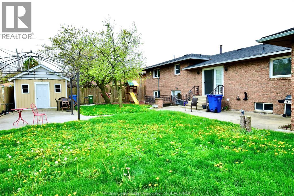 1616 RANKIN Unit# MAIN, Windsor, Ontario, N9B2S8 — Photo 23