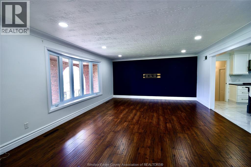 1616 RANKIN Unit# MAIN, Windsor, Ontario, N9B2S8 — Photo 5