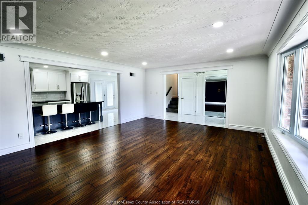 1616 RANKIN Unit# MAIN, Windsor, Ontario, N9B2S8 — Photo 7