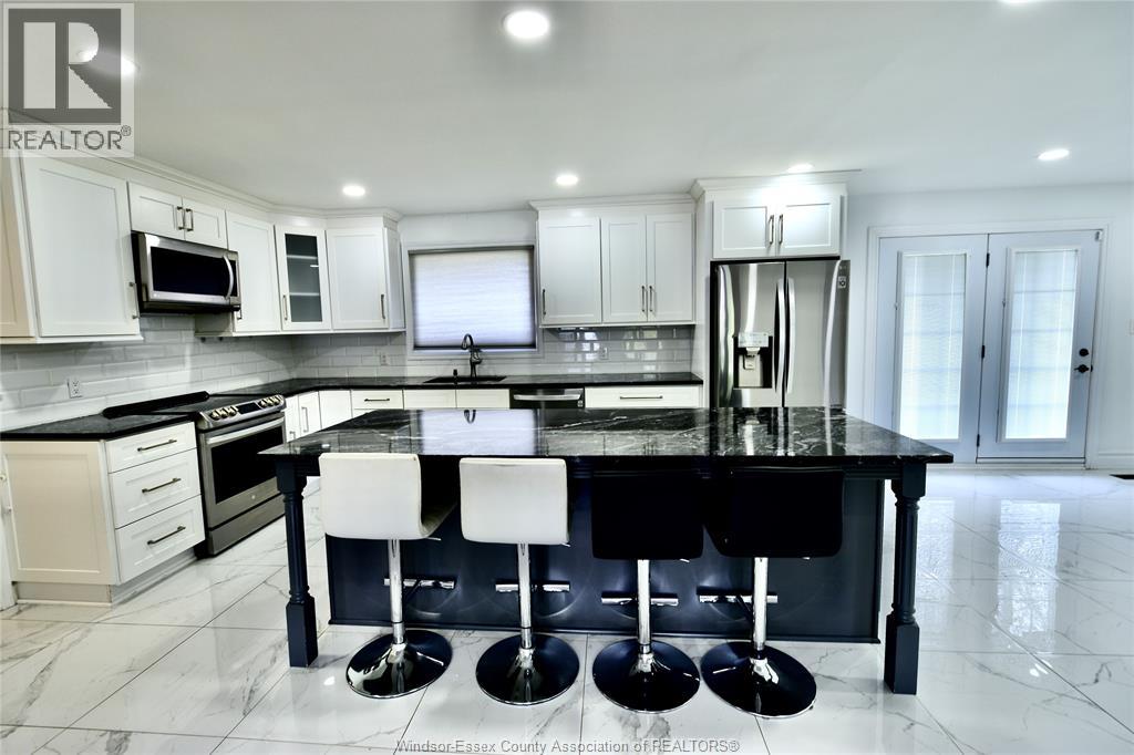 1616 RANKIN Unit# MAIN, Windsor, Ontario, N9B2S8 — Photo 8