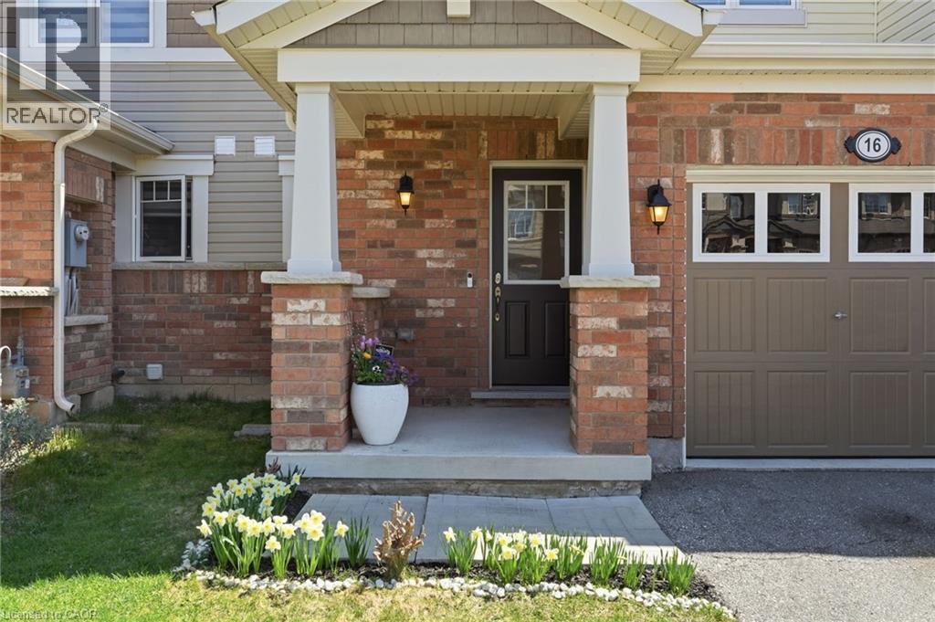 16 DREDGE Court, Milton, Ontario, L9T8T1 — Photo 3