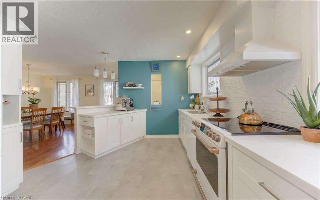 18 RIPLEY Crescent, Kitchener, Ontario, N2N1V4 — Photo 10