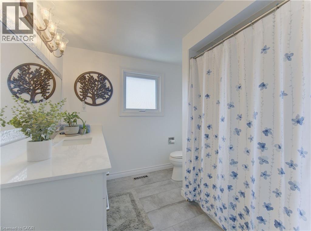 18 RIPLEY Crescent, Kitchener, Ontario, N2N1V4 — Photo 28