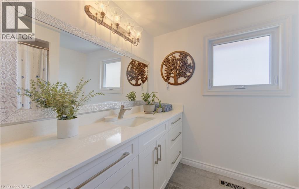 18 RIPLEY Crescent, Kitchener, Ontario, N2N1V4 — Photo 29