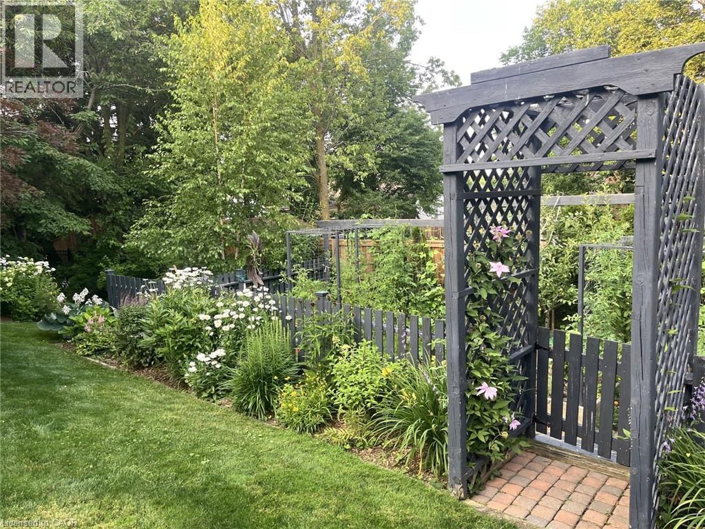 18 RIPLEY Crescent, Kitchener, Ontario, N2N1V4 — Photo 40