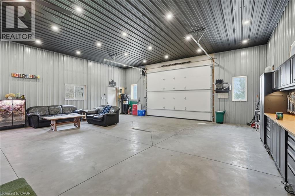 8951 SILVER Street, Caistor Centre, Ontario, L0R1E0 — Photo 32