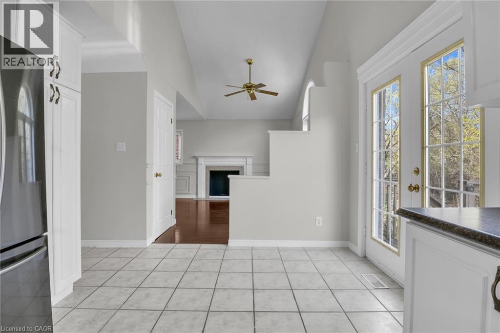 115 DAIMLER Drive, Kitchener, Ontario, N2A4C2 — Photo 13