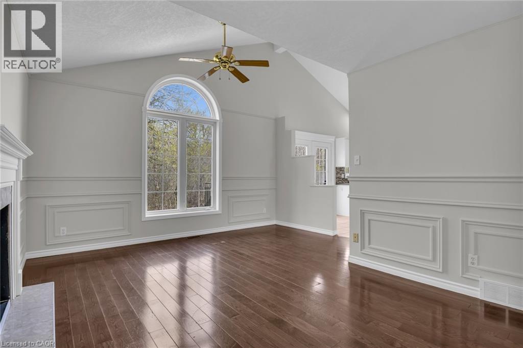 115 DAIMLER Drive, Kitchener, Ontario, N2A4C2 — Photo 15