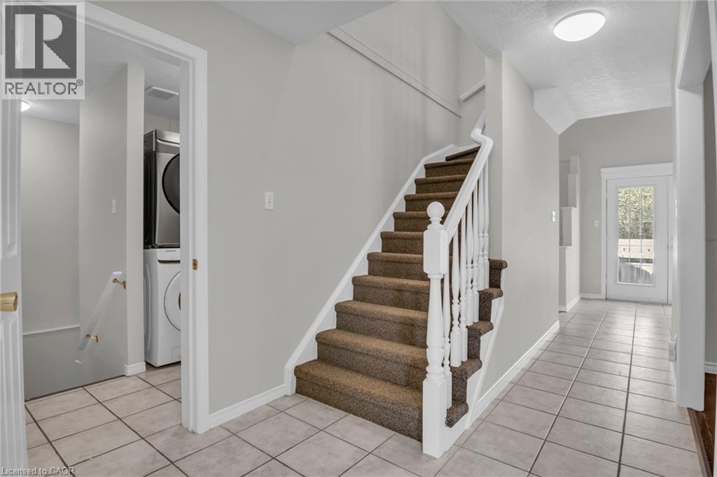 115 DAIMLER Drive, Kitchener, Ontario, N2A4C2 — Photo 17