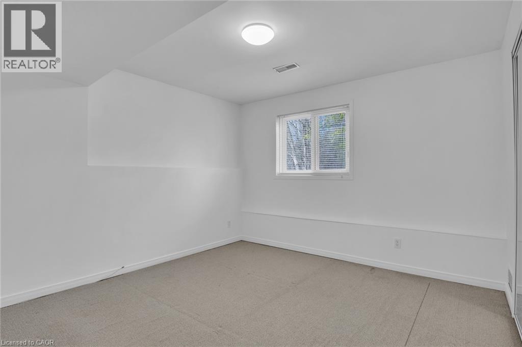 115 DAIMLER Drive, Kitchener, Ontario, N2A4C2 — Photo 30