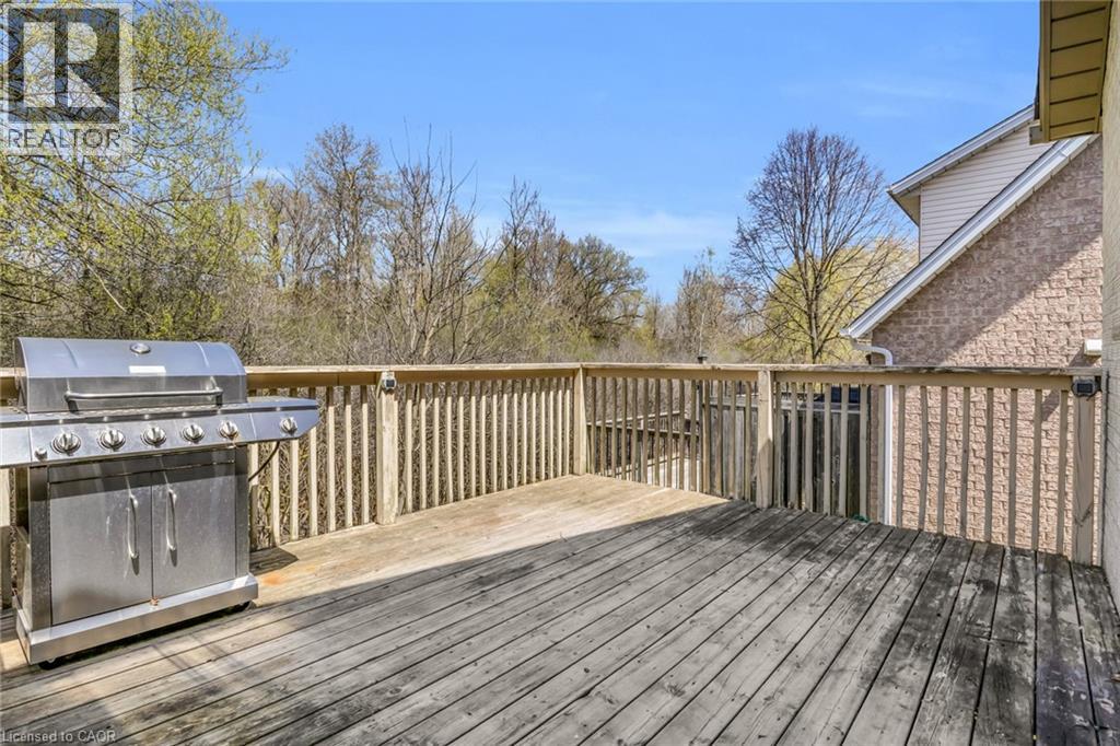 115 DAIMLER Drive, Kitchener, Ontario, N2A4C2 — Photo 38