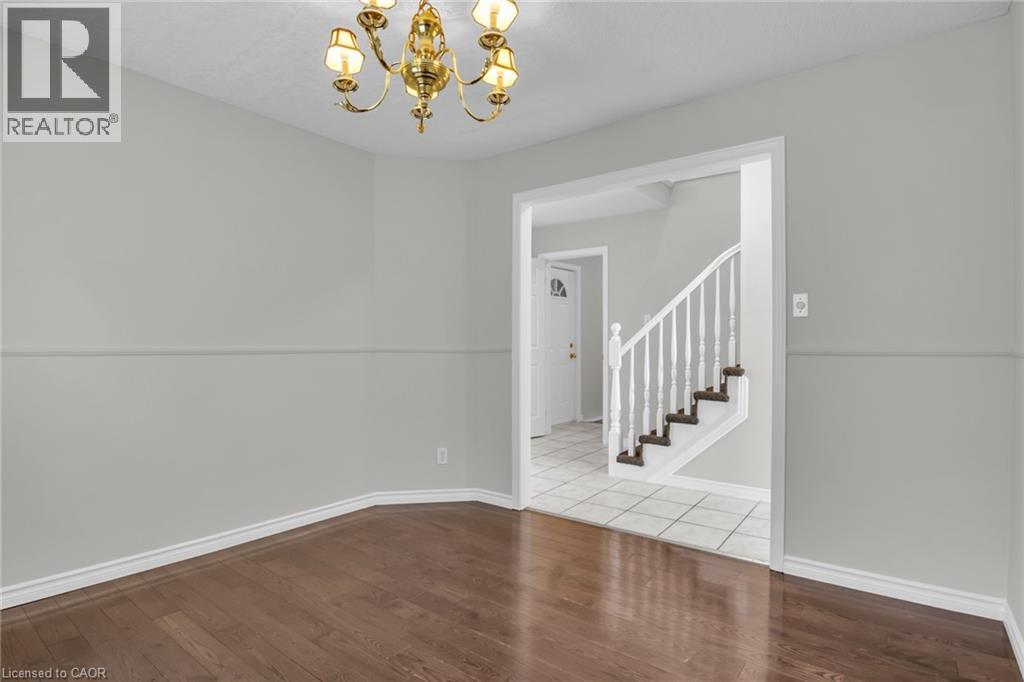 115 DAIMLER Drive, Kitchener, Ontario, N2A4C2 — Photo 8