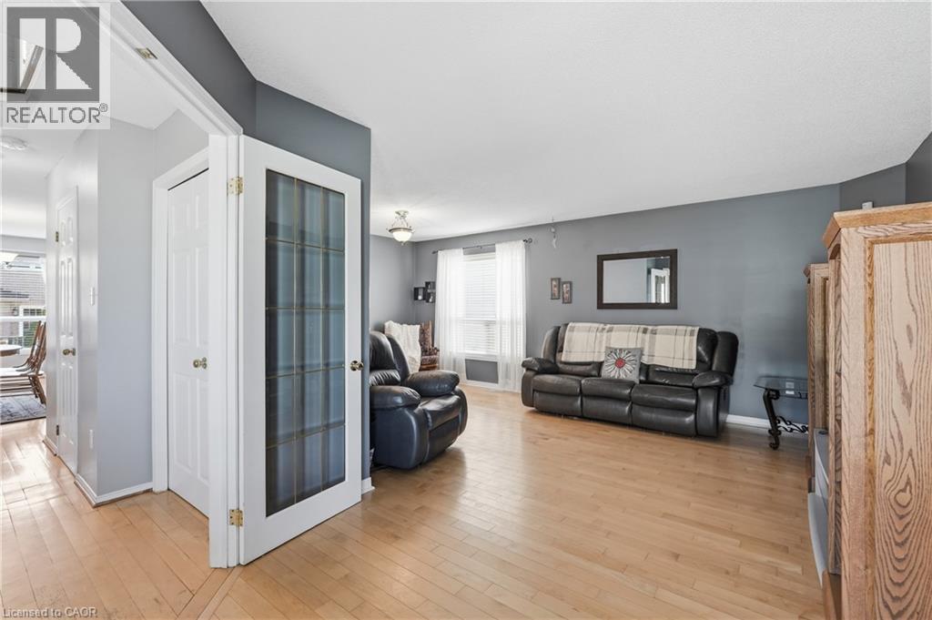 2951 ADDISON Street, Burlington, Ontario, L7M4K5 — Photo 6